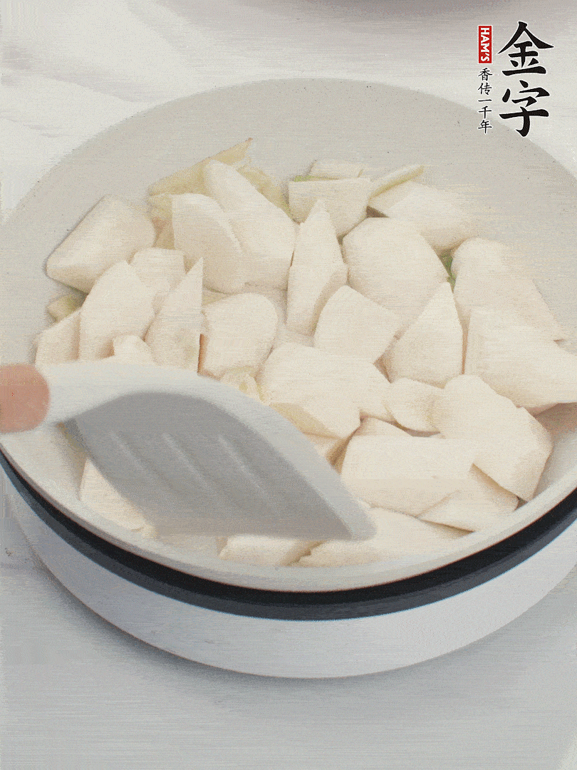 加茭白煸炒。